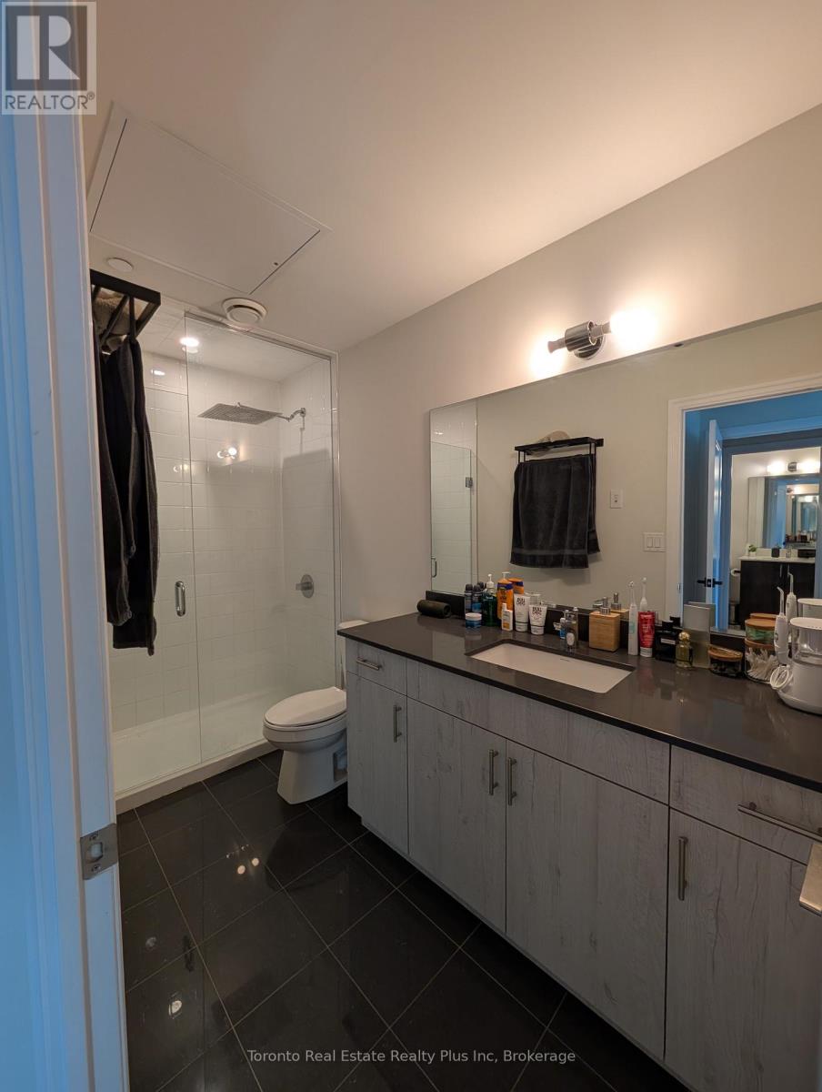 702 - 665 Cricklewood Drive, Mississauga, Ontario  L5G 0B9 - Photo 15 - W12433564