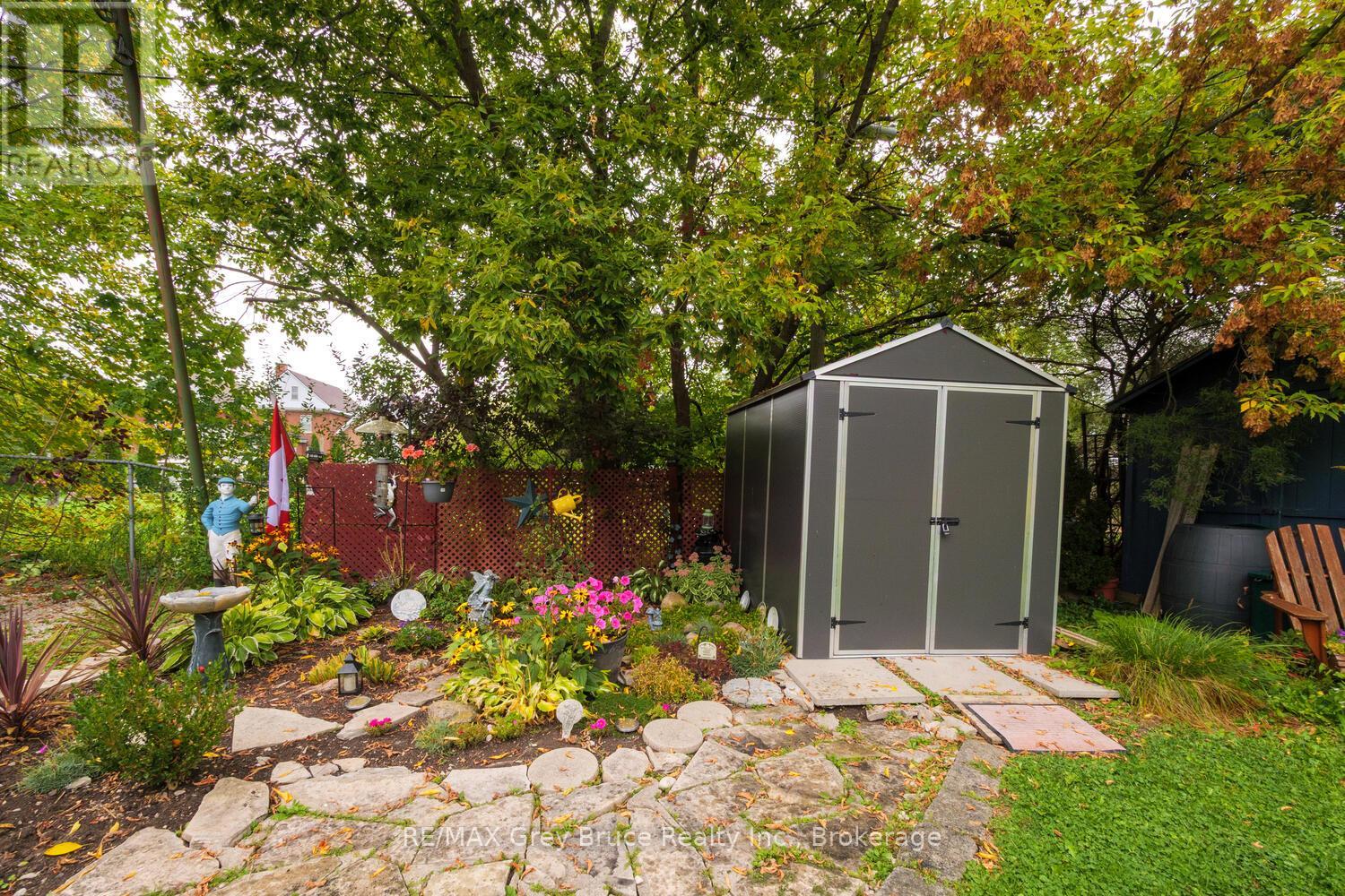 478 13th Street W, Owen Sound, Ontario  N4K 1W7 - Photo 27 - X12433573