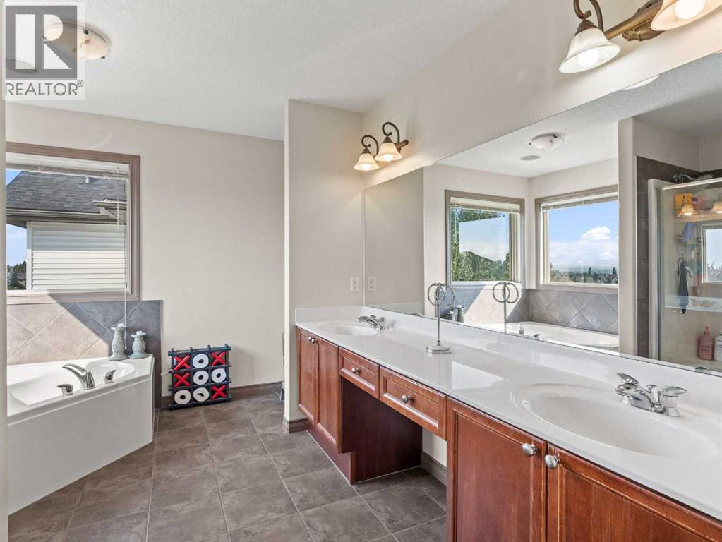 95 Crystal Shores Road, Okotoks, Alberta  T1S 2H9 - Photo 28 - A2244699