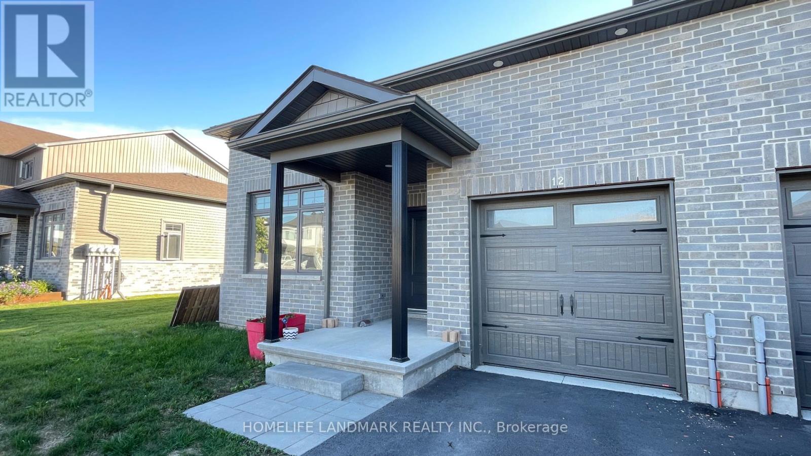 12 Allen Street, Prince Edward County, Ontario  K0K 2T0 - Photo 2 - X12433560