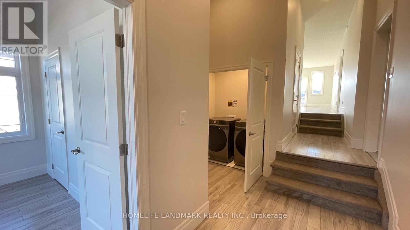 12 Allen Street, Prince Edward County, Ontario  K0K 2T0 - Photo 5 - X12433560