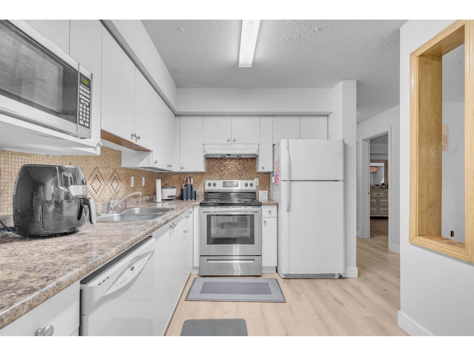 111 12101 80 Avenue, Surrey, British Columbia  V3W 5V6 - Photo 15 - R3050156
