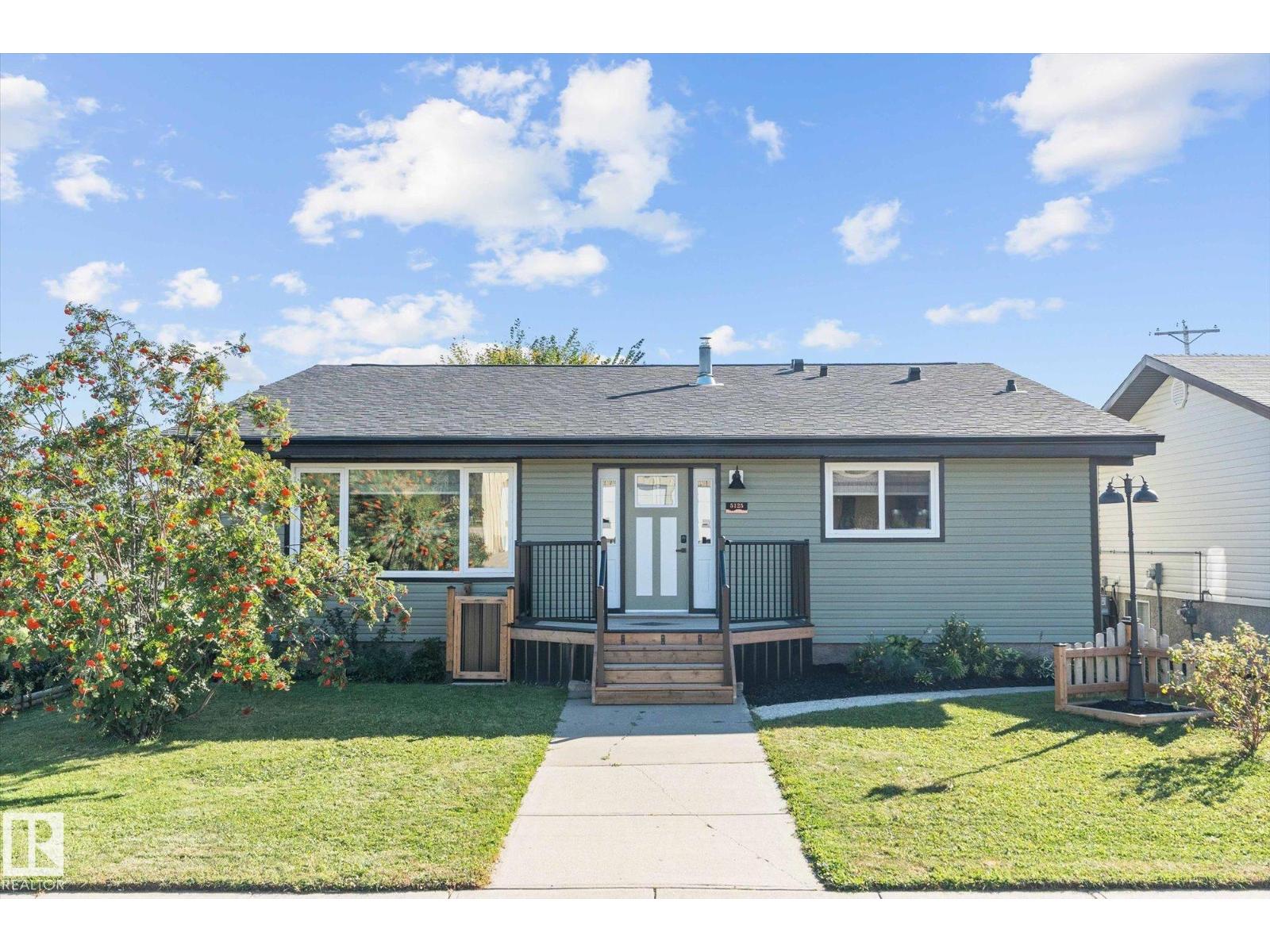 5125 53 Av, Wabamun, Alberta  T0E 2K0 - Photo 1 - E4460044