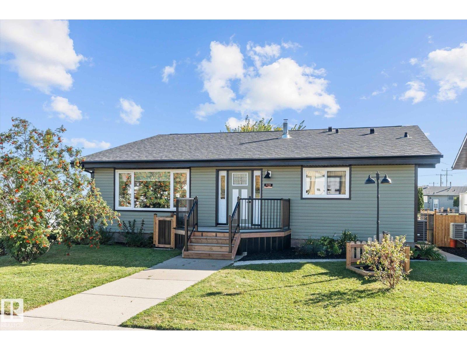 5125 53 Av, Wabamun, Alberta  T0E 2K0 - Photo 2 - E4460044