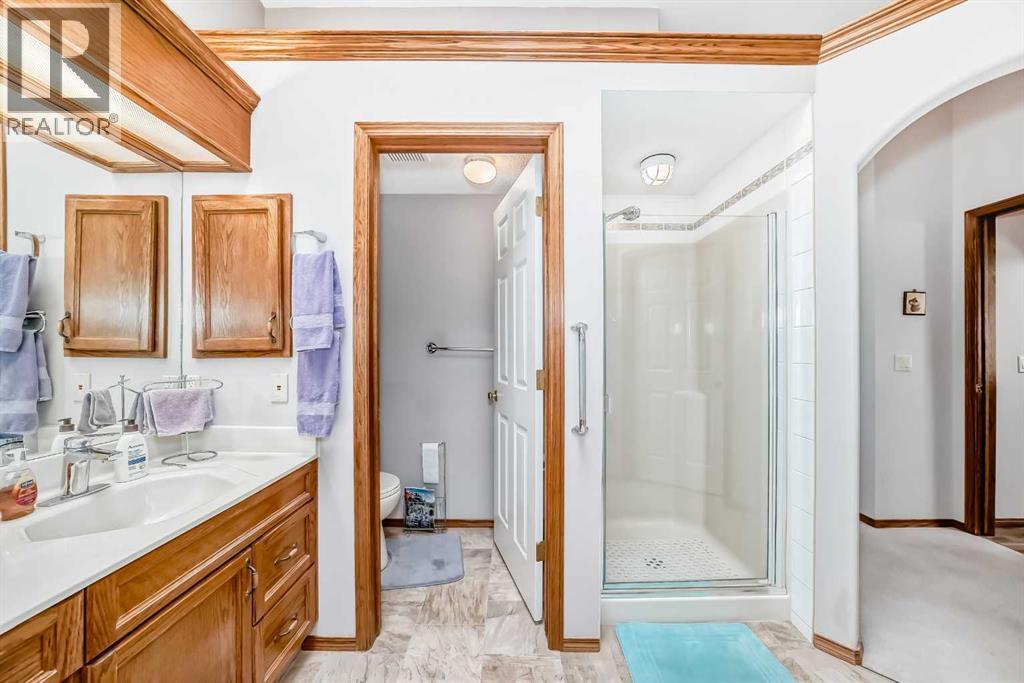 11 Hamptons Bay Nw, Calgary, Alberta  T3A 5R6 - Photo 12 - A2237172