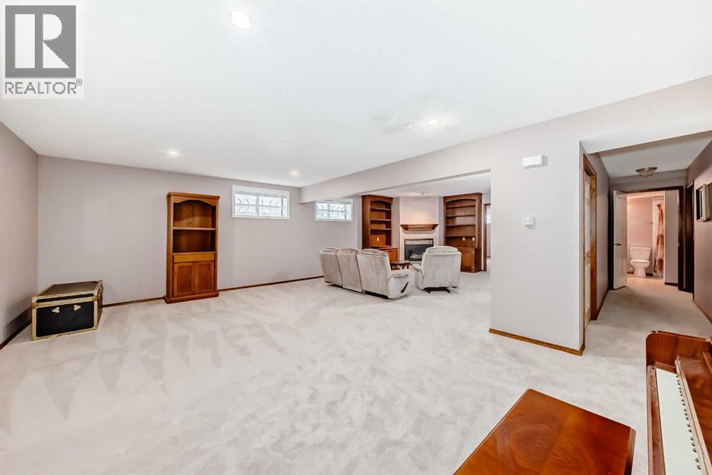 11 Hamptons Bay Nw, Calgary, Alberta  T3A 5R6 - Photo 19 - A2237172