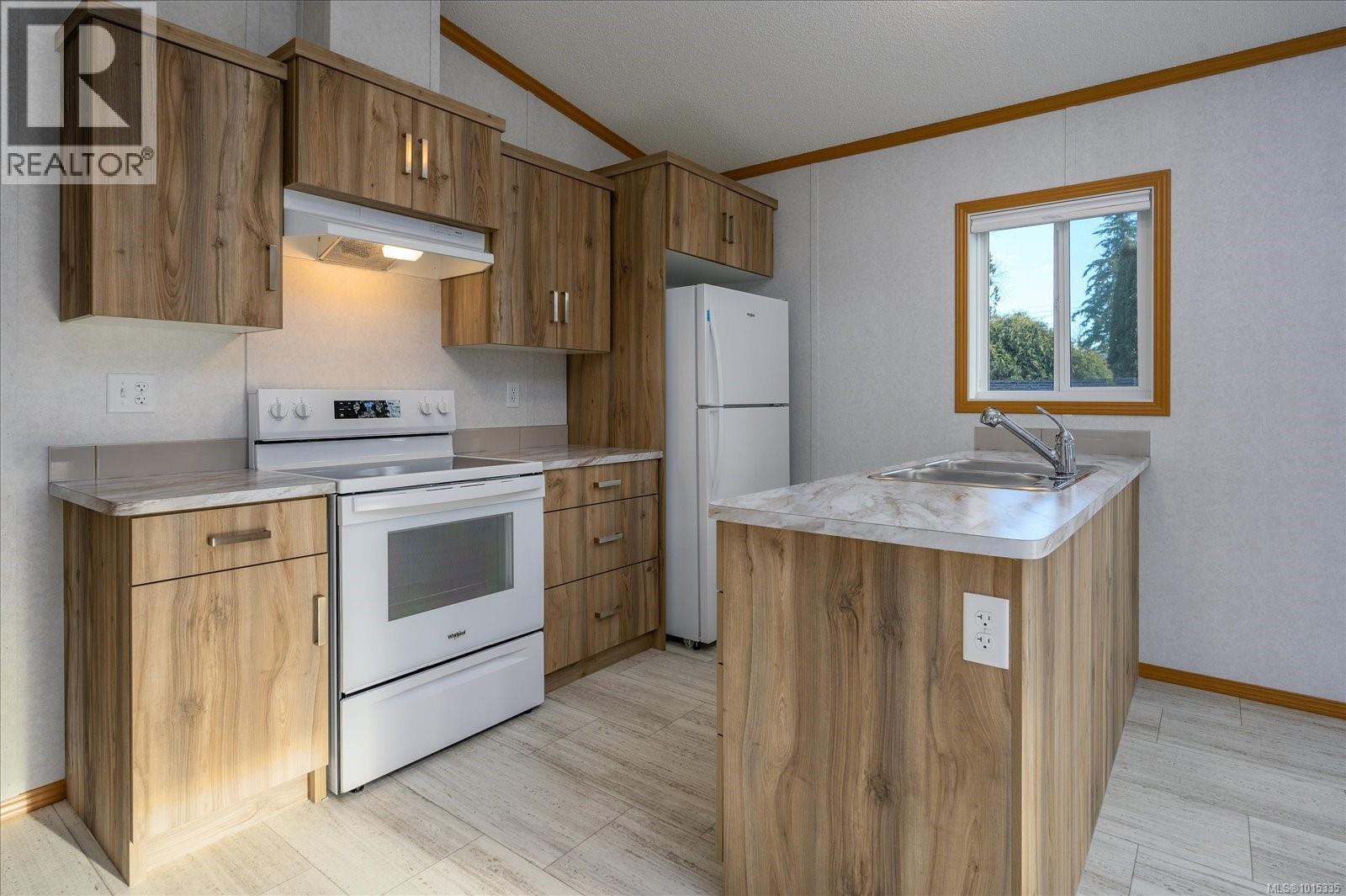 21 6820 Parklands Pl, Lantzville, British Columbia  V0R 2H0 - Photo 5 - 1015335