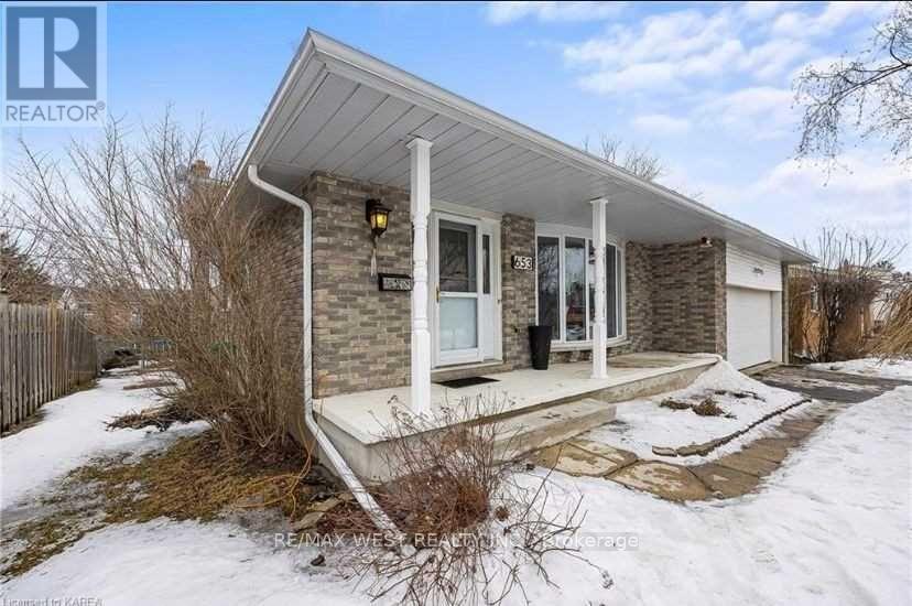 653 Fleet Street, Kingston, Ontario  K7M 5A4 - Photo 3 - X12432428