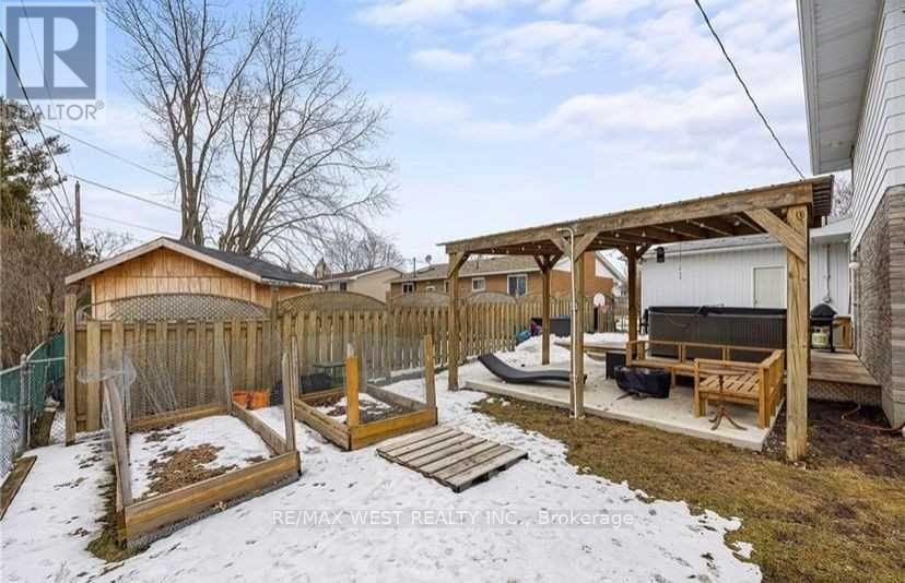 653 Fleet Street, Kingston, Ontario  K7M 5A4 - Photo 35 - X12432428