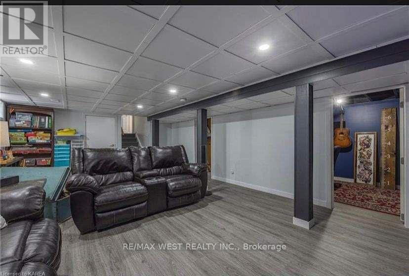 653 Fleet Street, Kingston, Ontario  K7M 5A4 - Photo 31 - X12432428
