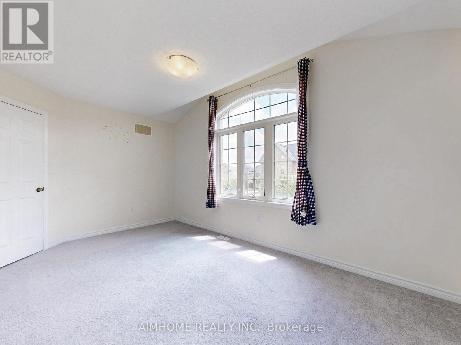 103 Evershot Crescent, Markham, Ontario  L6E 0L6 - Photo 32 - N12433572
