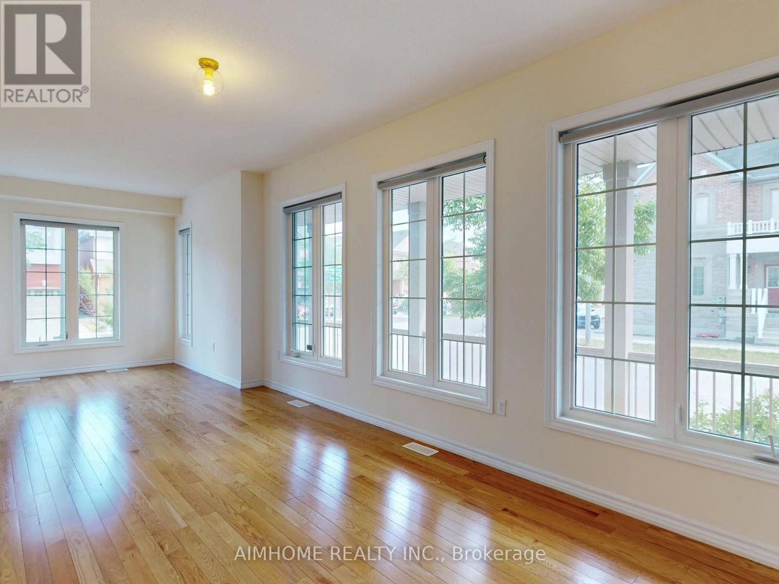 103 Evershot Crescent, Markham, Ontario  L6E 0L6 - Photo 7 - N12433572