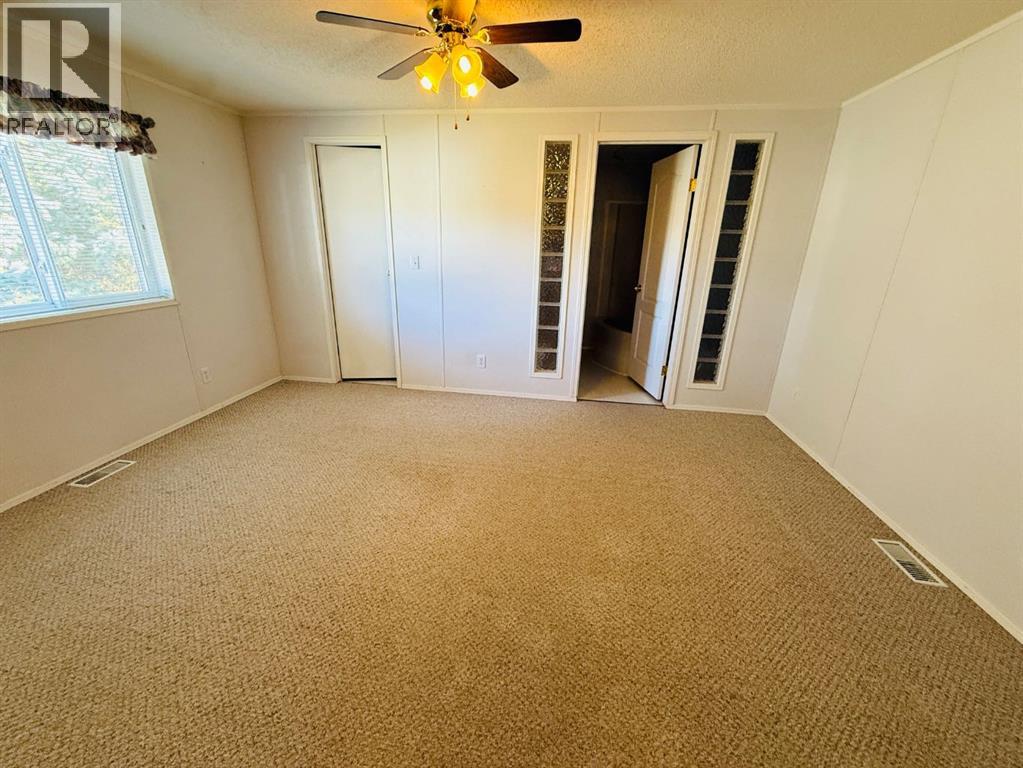 217 Centre Street, Enchant, Alberta  T0K 0V0 - Photo 14 - A2260946