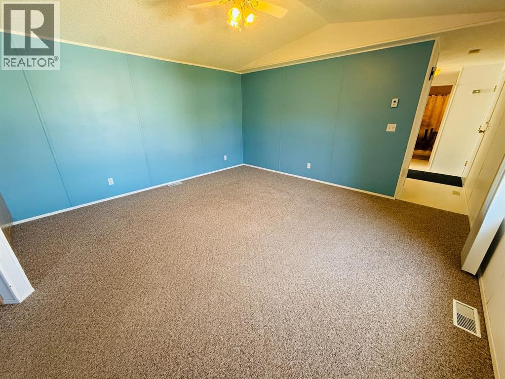 217 Centre Street, Enchant, Alberta  T0K 0V0 - Photo 5 - A2260946