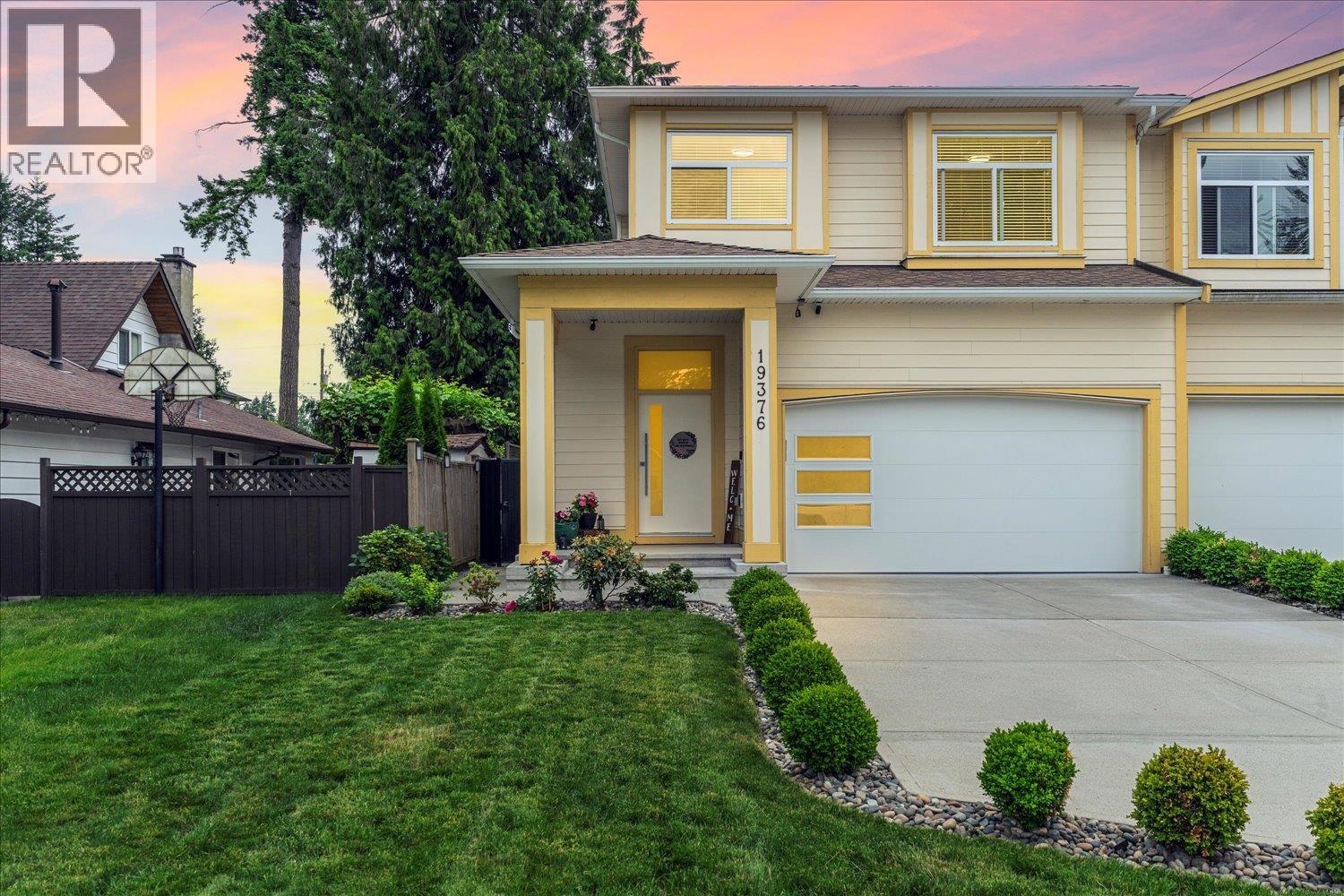 19376 120b Avenue, Pitt Meadows, British Columbia  V3Y 1H6 - Photo 2 - R3052784