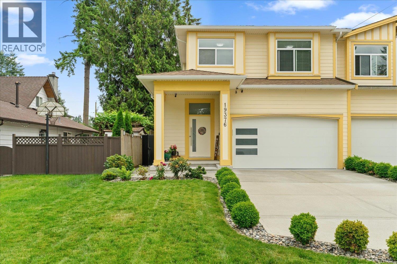 19376 120b Avenue, Pitt Meadows, British Columbia  V3Y 1H6 - Photo 1 - R3052784