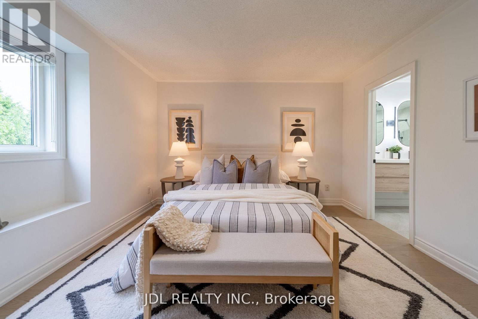 51 Routliffe Lane, Toronto, Ontario  M2N 0A5 - Photo 26 - C12433589