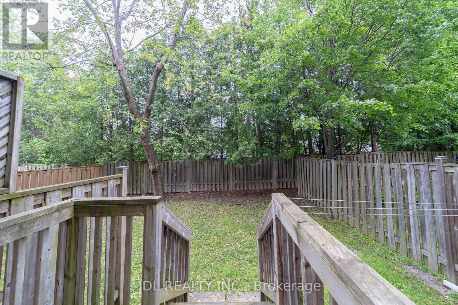 51 Routliffe Lane, Toronto, Ontario  M2N 0A5 - Photo 34 - C12433589