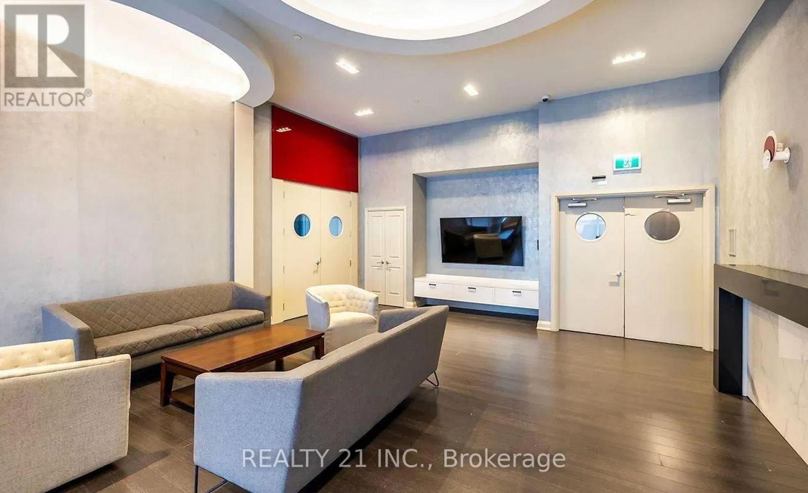 519 - 30 Meadowglen Place, Toronto, Ontario  M1G 0A6 - Photo 22 - E12433582