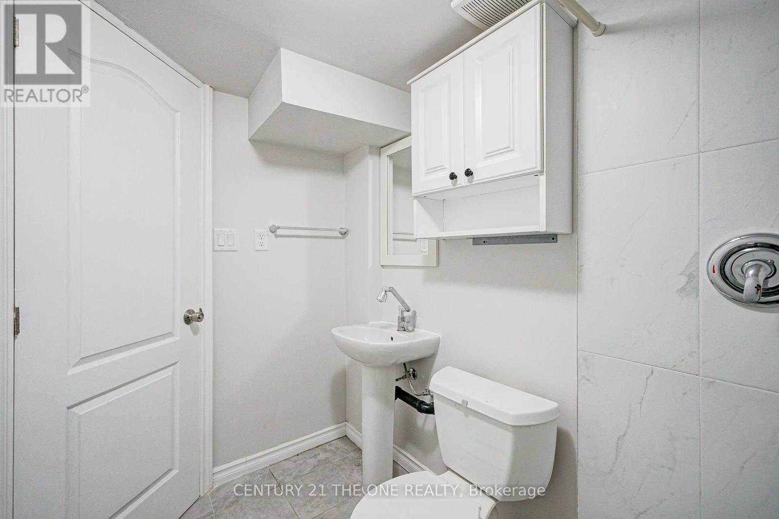 52 Stoyell Drive, Richmond Hill, Ontario  L4E 0M7 - Photo 17 - N12433591