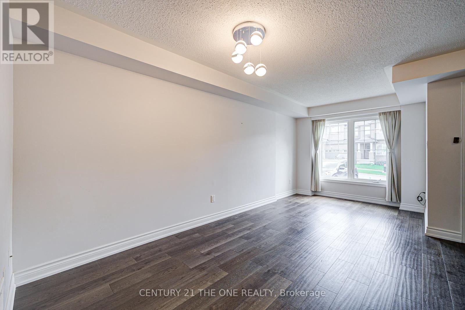 52 Stoyell Drive, Richmond Hill, Ontario  L4E 0M7 - Photo 8 - N12433591