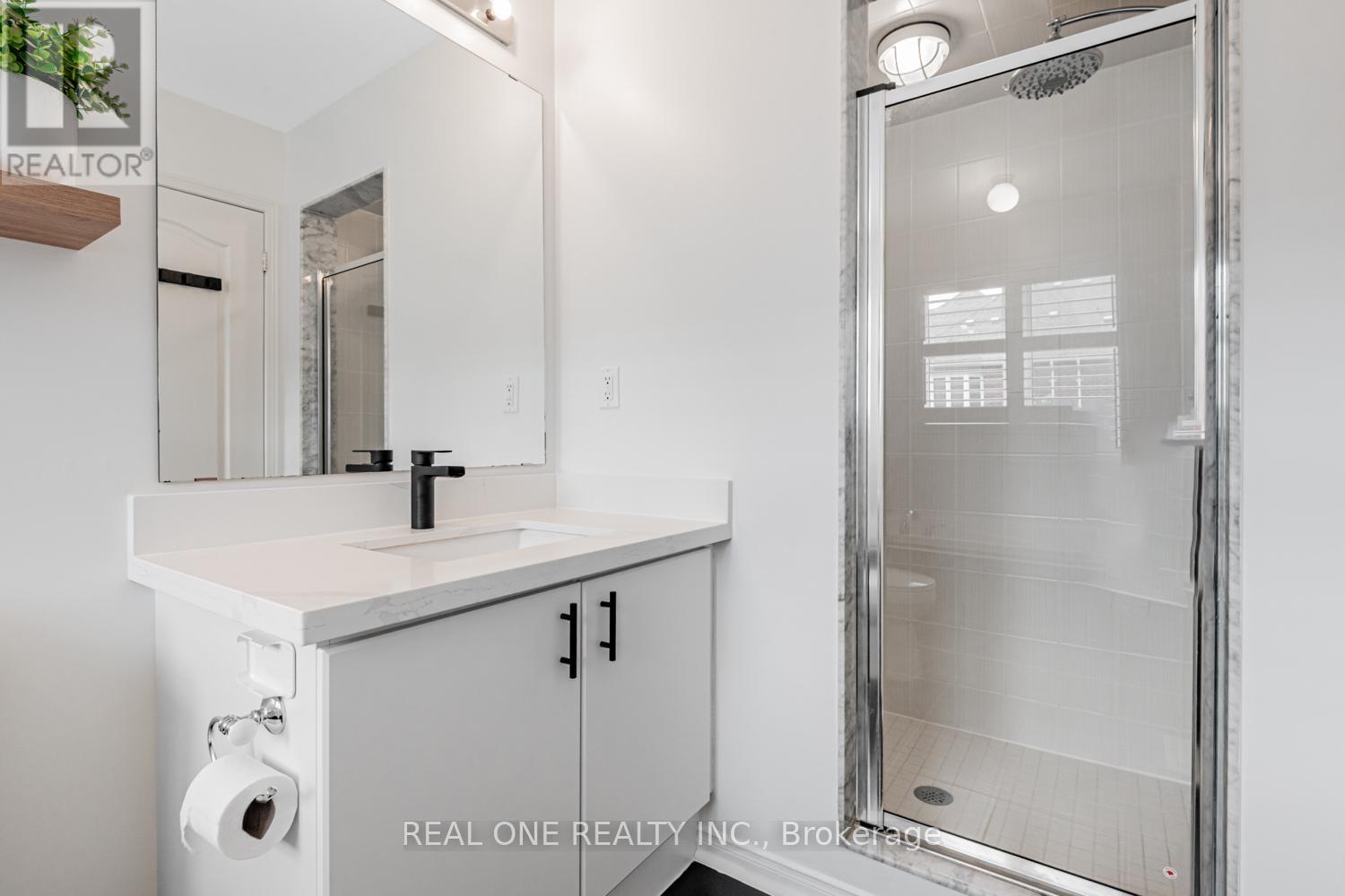 16 Bearings Avenue, Whitchurch-Stouffville, Ontario  L4A 0W6 - Photo 21 - N12433598