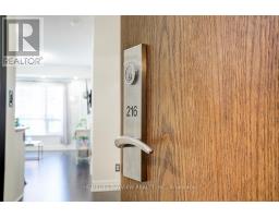 216 - 111 Civic Square Gate, Aurora (Bayview Wellington), Ca