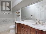 32 - 1050 Bristol Road, Mississauga, Ontario  L5V 2E8 - Photo 36 - W12433606
