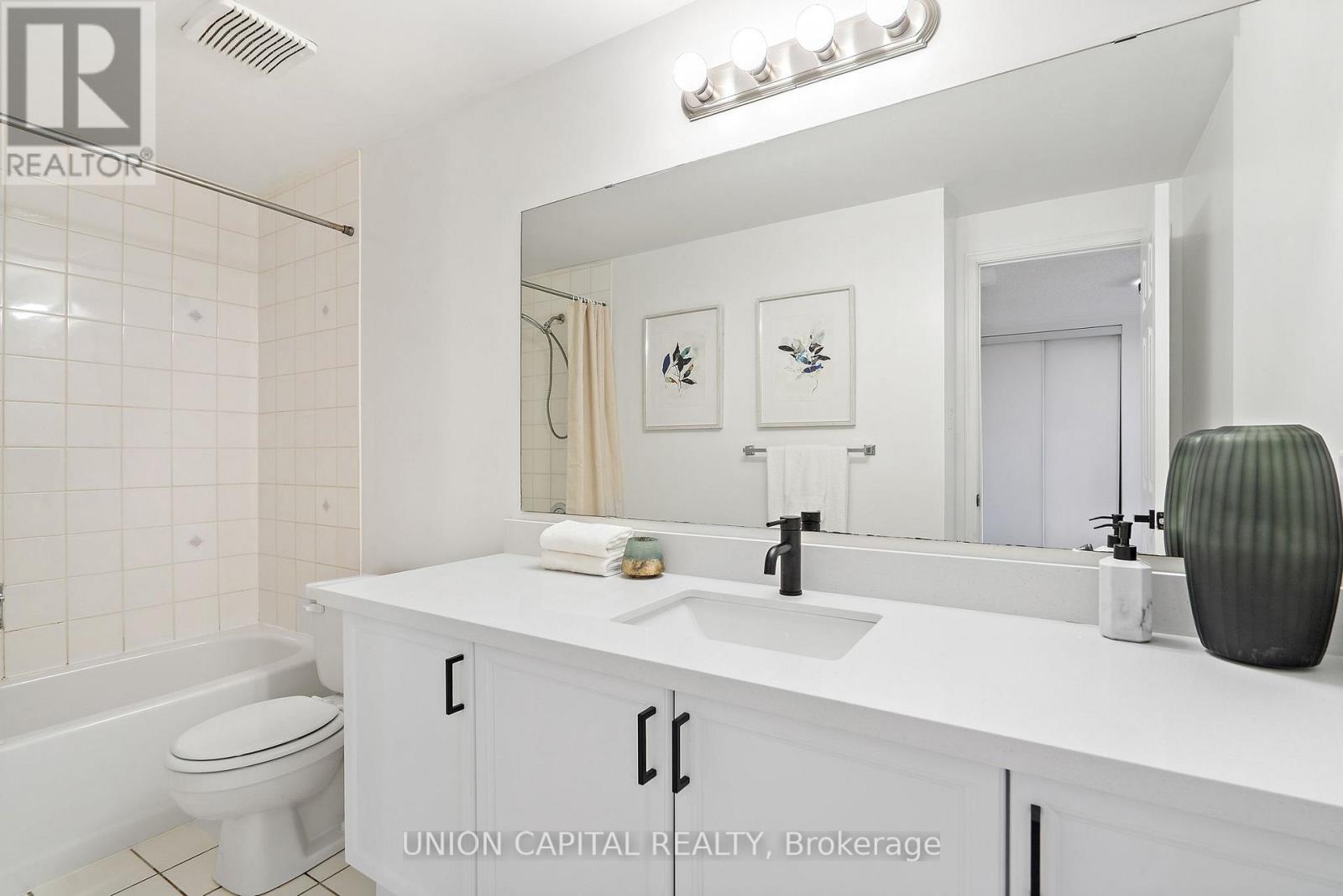 106 - 2555 Thomas Street, Mississauga, Ontario  L5M 5P6 - Photo 28 - W12433610