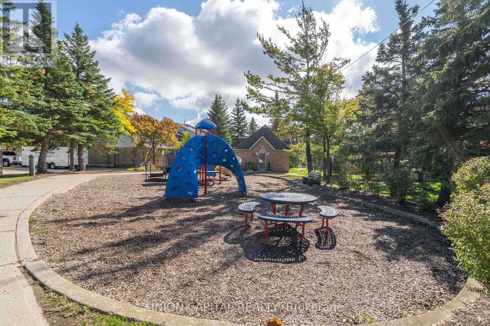 106 - 2555 Thomas Street, Mississauga, Ontario  L5M 5P6 - Photo 37 - W12433610