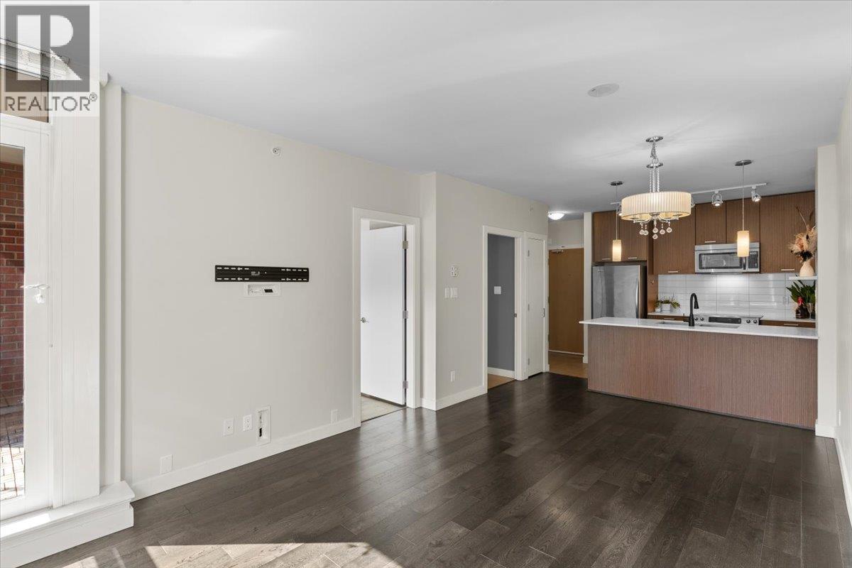 201 2321 Scotia Street, Vancouver, British Columbia  V5T 0A8 - Photo 2 - R3053560