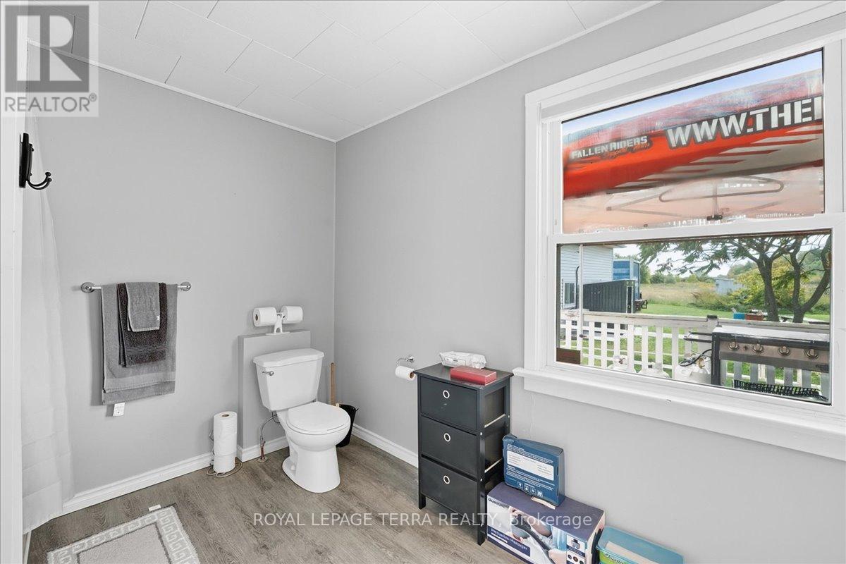 13029 Lundys Lane, Thorold, Ontario  L0S 1A0 - Photo 13 - X12433581