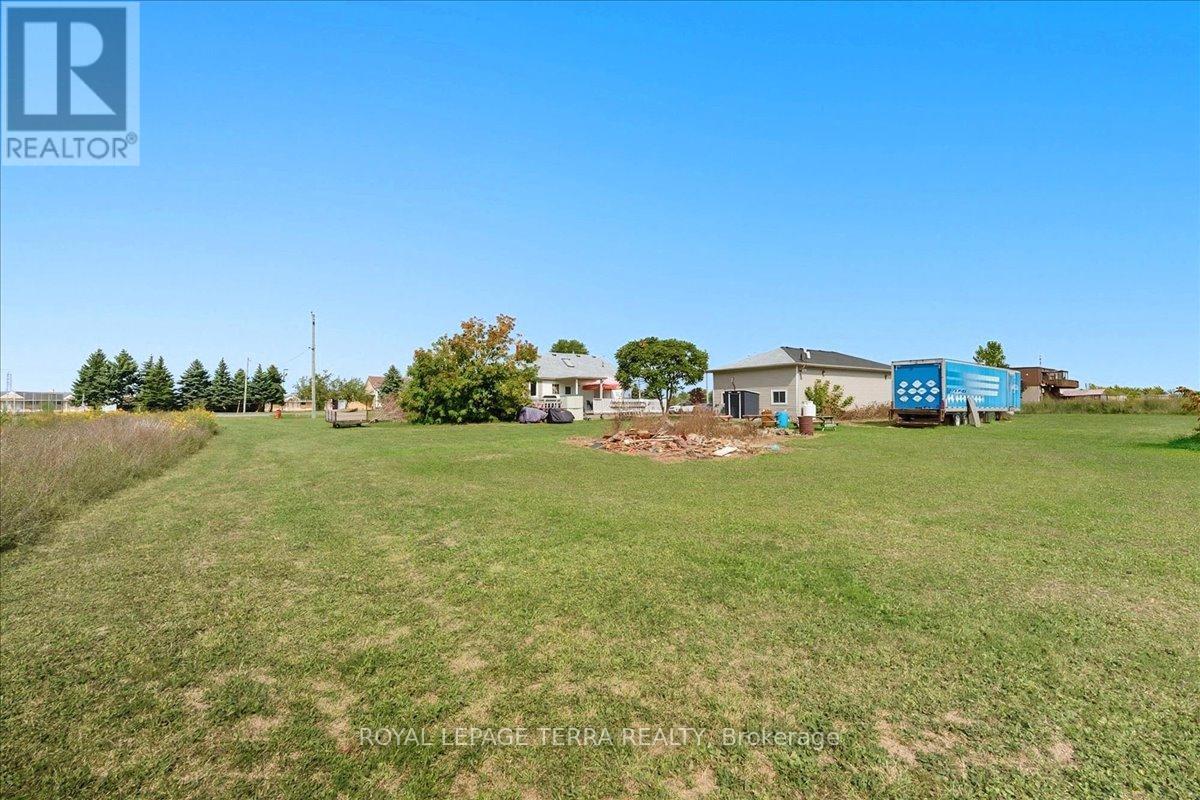 13029 Lundys Lane, Thorold, Ontario  L0S 1A0 - Photo 22 - X12433581