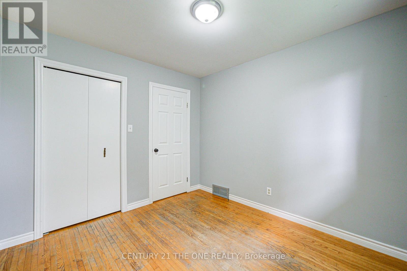 25 Carrol Street, Kitchener, Ontario  N2C 1T4 - Photo 27 - X12433592