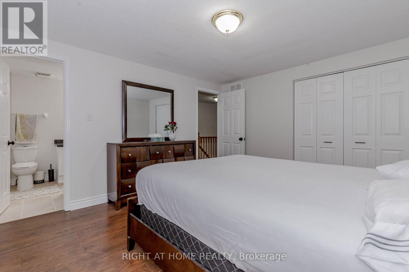 51 Hawkins Drive, Cambridge, Ontario  N1T 1Z7 - Photo 21 - X12433595