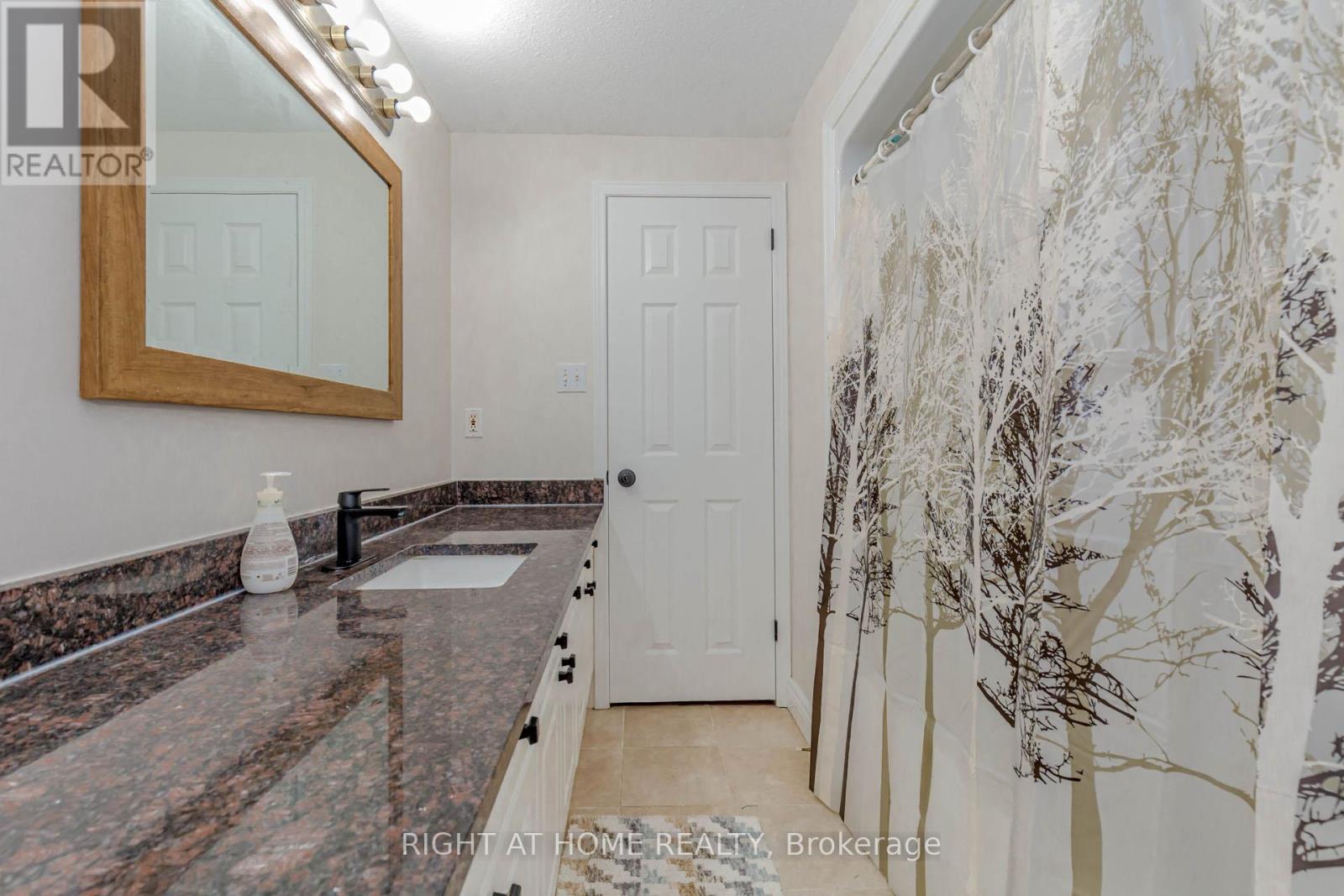 51 Hawkins Drive, Cambridge, Ontario  N1T 1Z7 - Photo 29 - X12433595