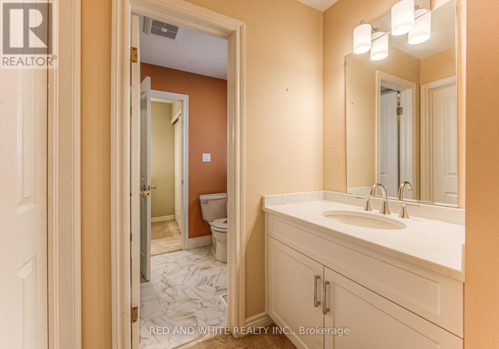 2 Morningview Place, Kitchener, Ontario  N2P 1Z2 - Photo 24 - X12433603