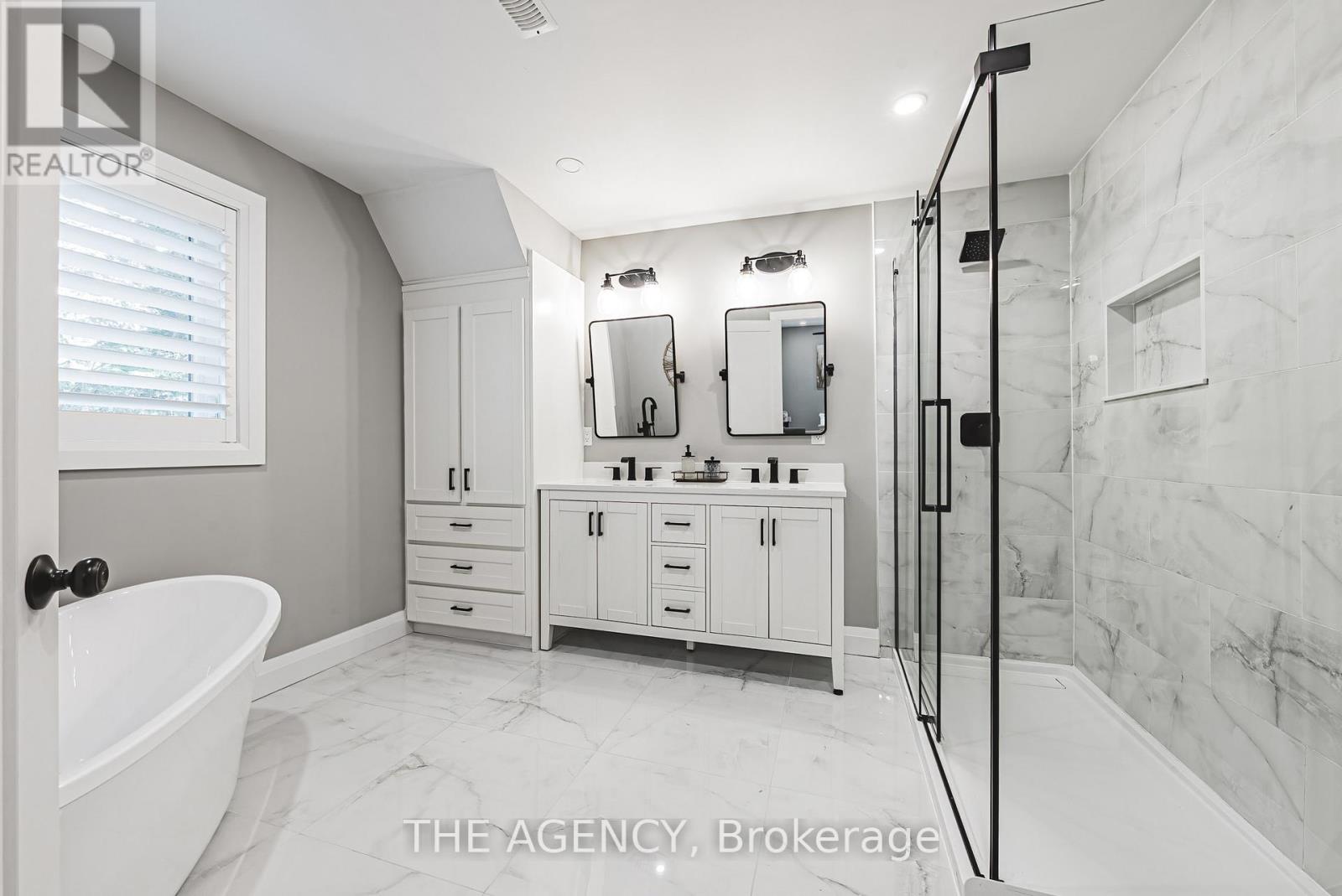 45 Golf Club Road, Hamilton, Ontario  L0R 1P0 - Photo 19 - X12433605