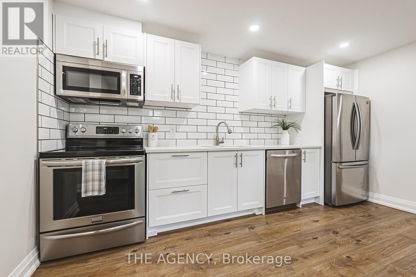 45 Golf Club Road, Hamilton, Ontario  L0R 1P0 - Photo 28 - X12433605