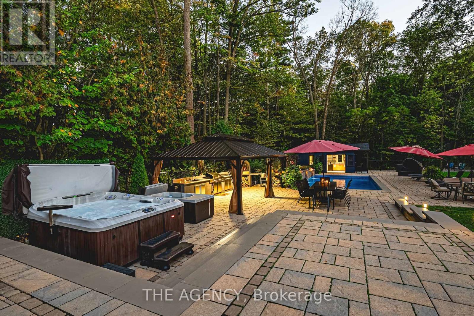 45 Golf Club Road, Hamilton, Ontario  L0R 1P0 - Photo 3 - X12433605