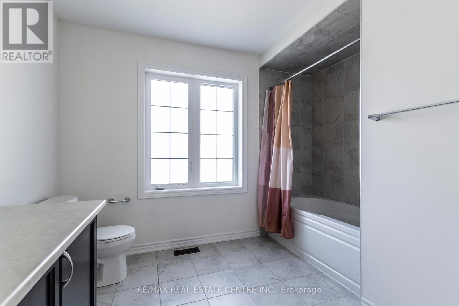 3 Stokes Road, Brant, Ontario  N3L 3E3 - Photo 19 - X12433612