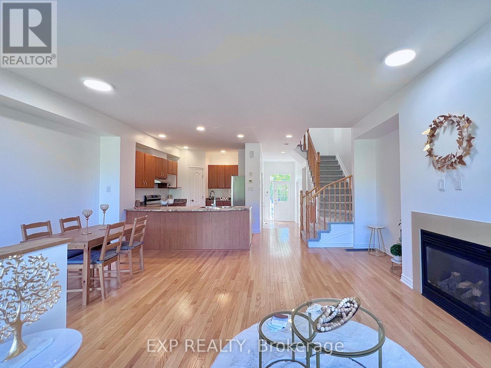 457 Foxhall Way, Ottawa, Ontario  K2M 0G2 - Photo 10 - X12433617