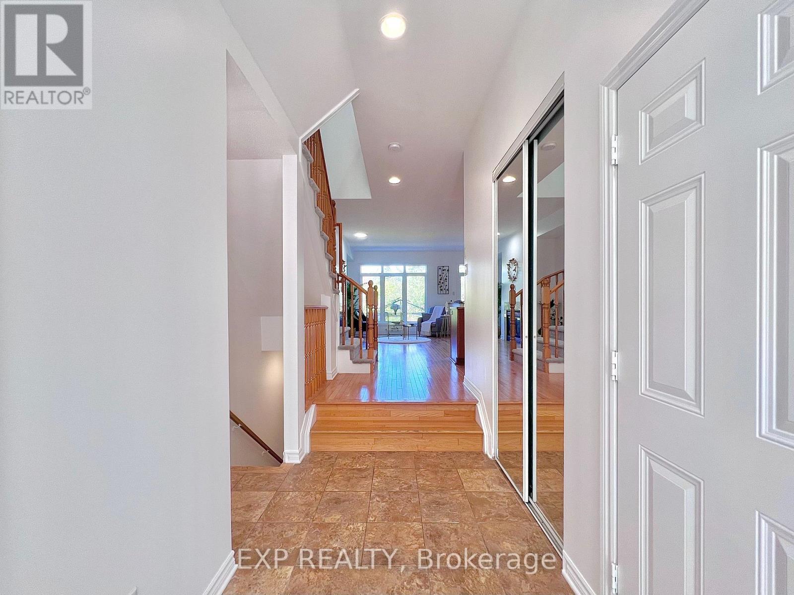 457 Foxhall Way, Ottawa, Ontario  K2M 0G2 - Photo 9 - X12433617
