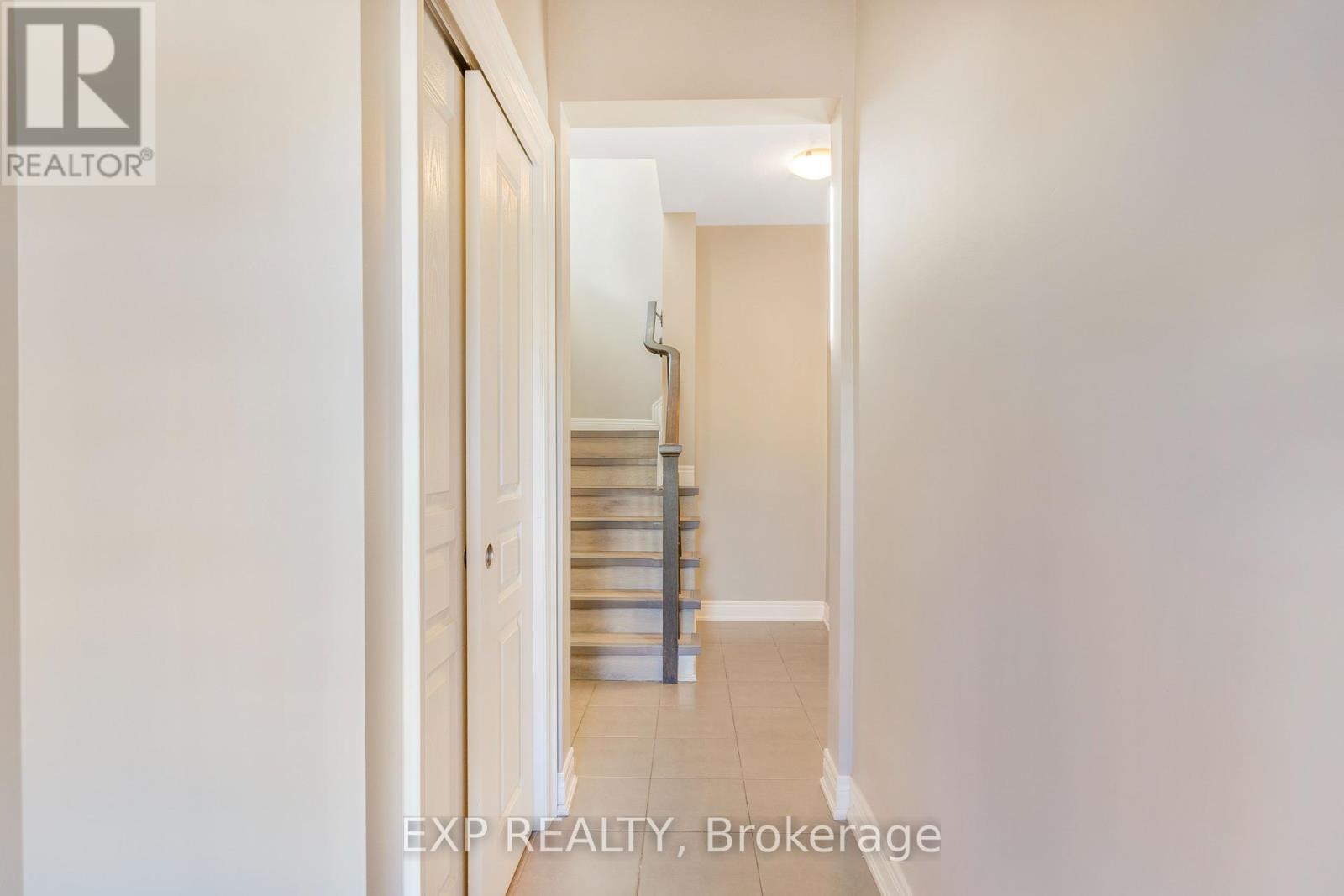174 Winterberry Boulevard, Thorold, Ontario  L2V 0C2 - Photo 3 - X12389575