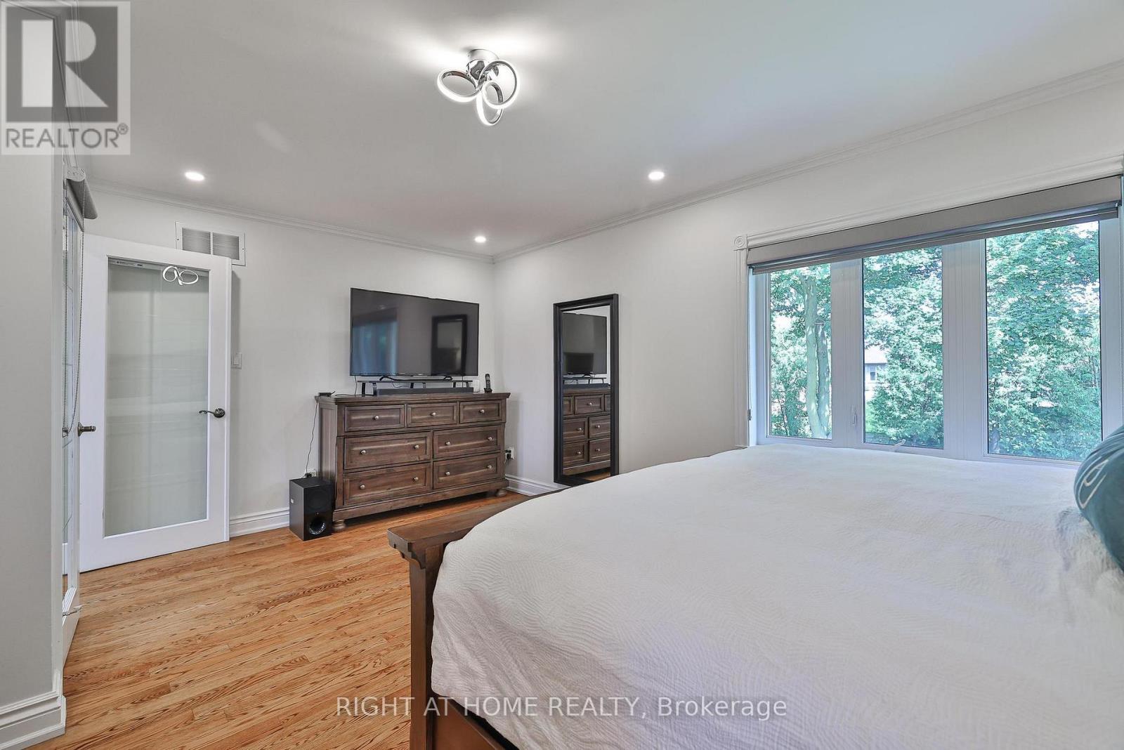 58 Yorkview Drive, Toronto (Willowdale West), Ontario  M2R 1J8 - Photo 24 - C12433616