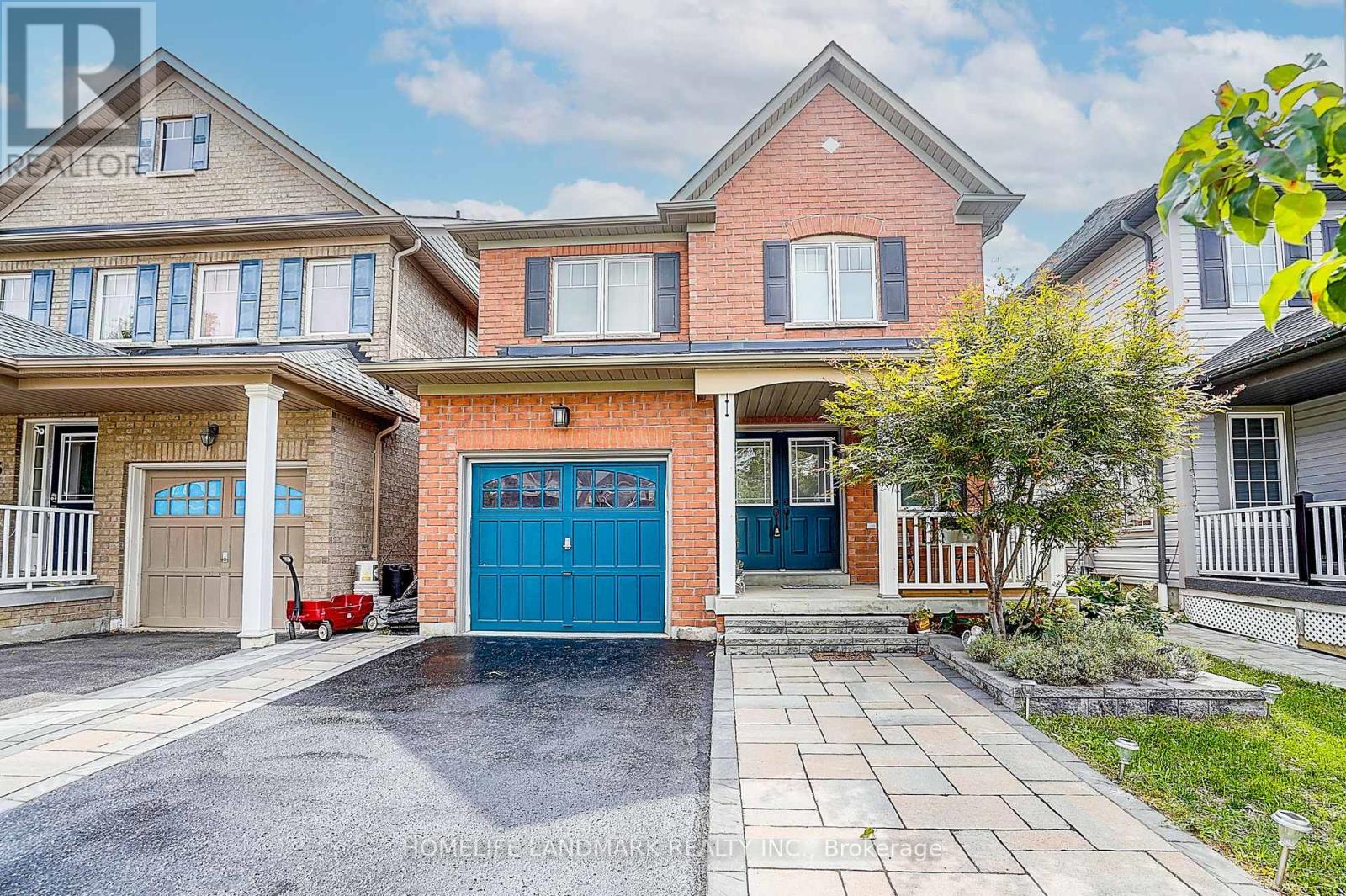 21 DONLEVY CRESCENT, Whitby, Ontario