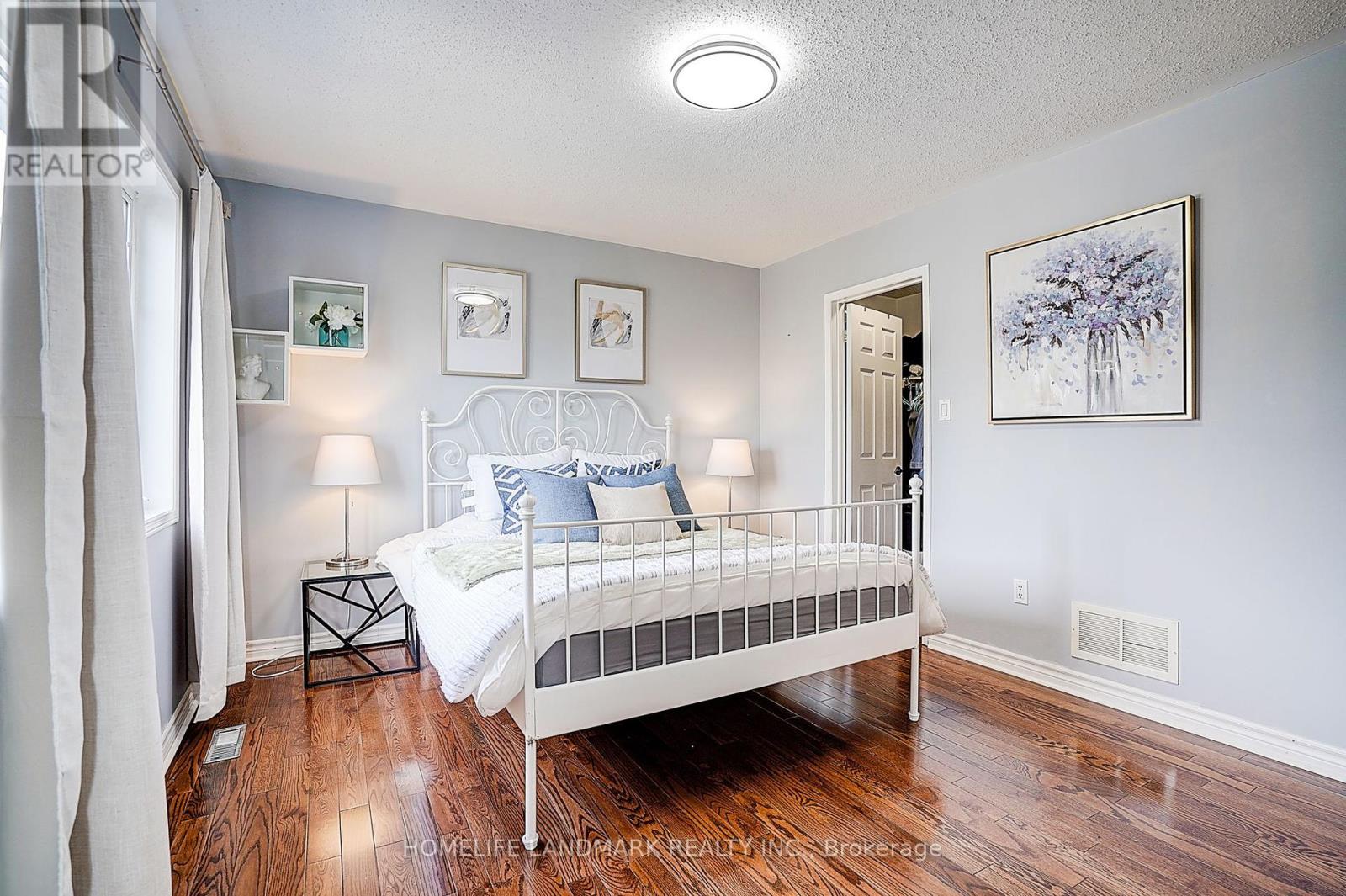 21 Donlevy Crescent, Whitby, Ontario  L1R 0B9 - Photo 24 - E12433621