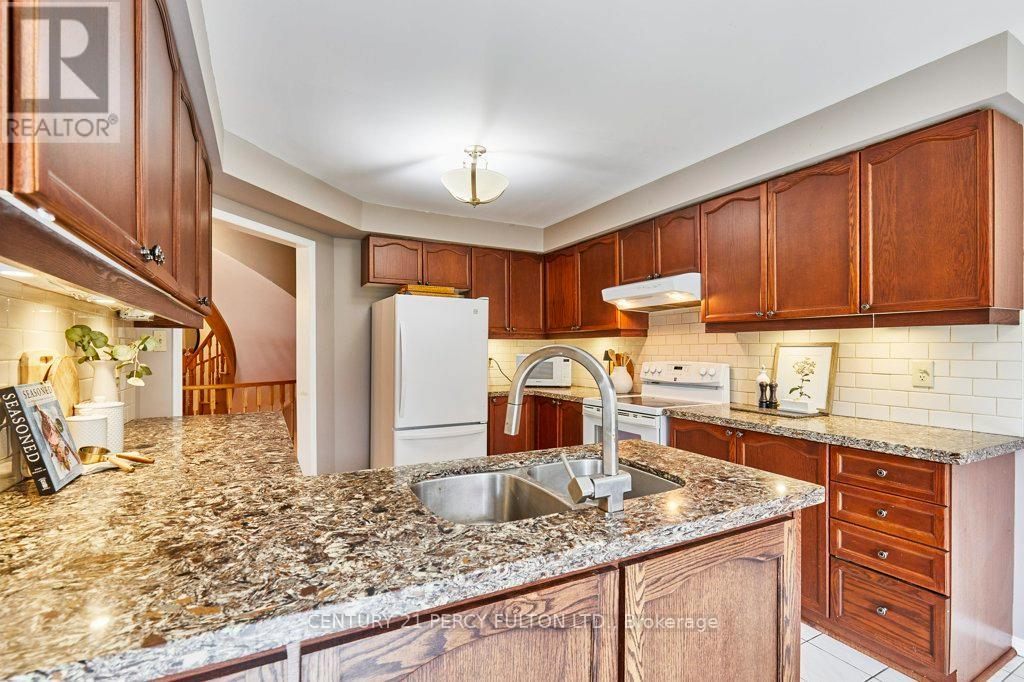 46 Reese Avenue, Ajax, Ontario  L1T 3V8 - Photo 12 - E12433622