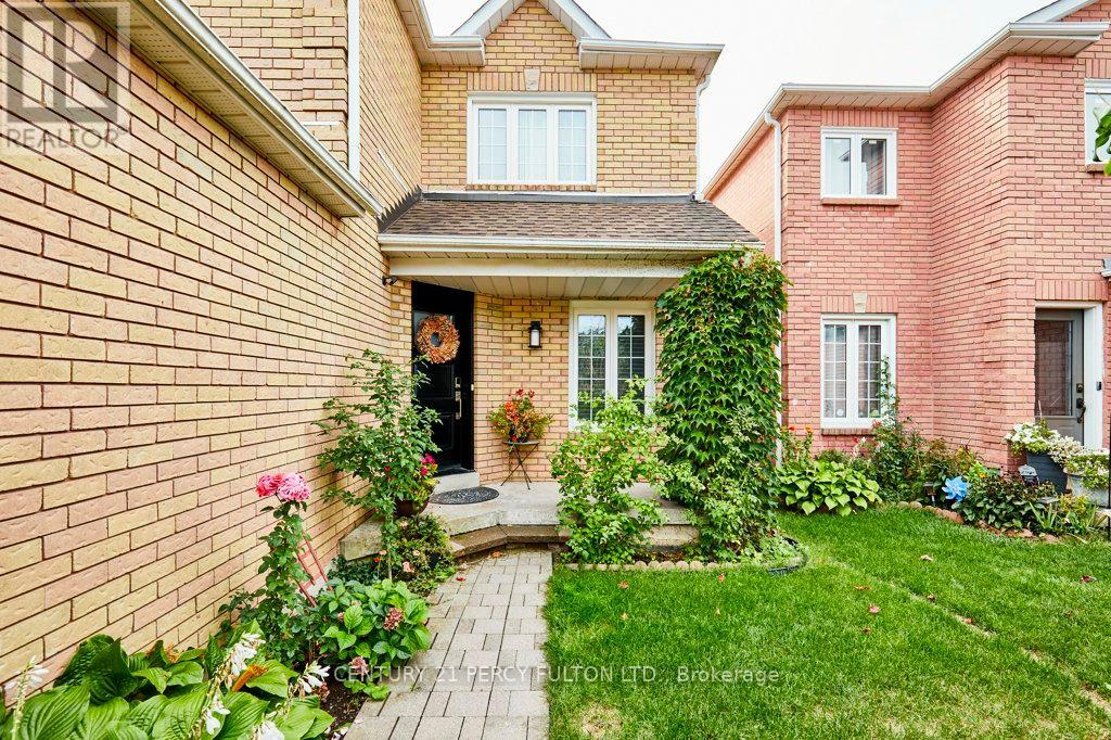 46 Reese Avenue, Ajax, Ontario  L1T 3V8 - Photo 2 - E12433622