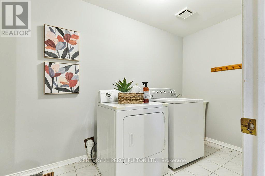 46 Reese Avenue, Ajax, Ontario  L1T 3V8 - Photo 4 - E12433622